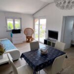 obývačka s kuchyňou